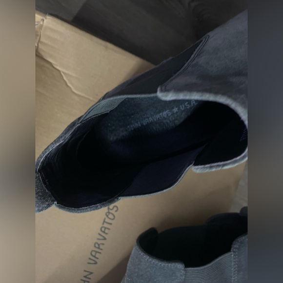 JOHN VARVATOS chelsea authentic suede boots - Picture 4 of 6